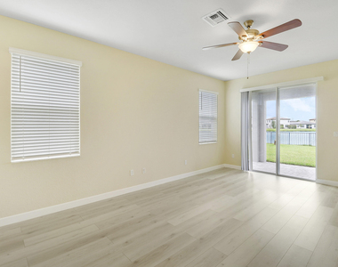 8292 Nw Greenbank Circle - Photo Thumbnail 5