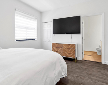 3548 W 88th Street - Photo Thumbnail 31