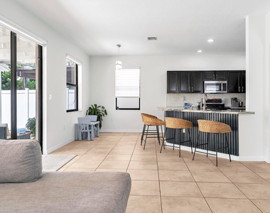 3548 W 88th Street - Photo Thumbnail 14