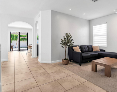 3548 W 88th Street - Photo Thumbnail 9