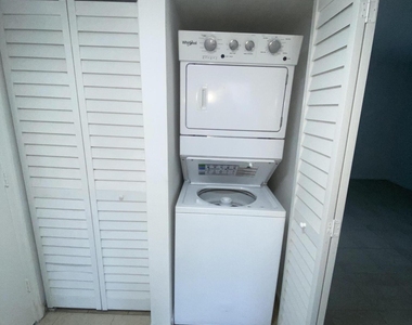 3740 N Jog Road - Photo Thumbnail 20