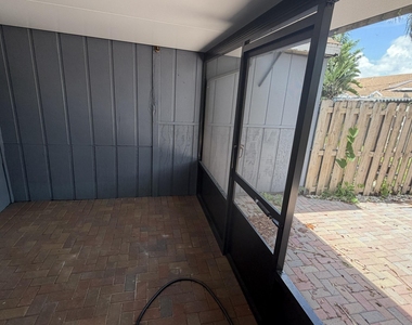 4741 Nw 3rd Terrace - Photo Thumbnail 14