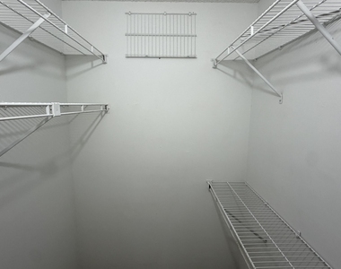 4741 Nw 3rd Terrace - Photo Thumbnail 8
