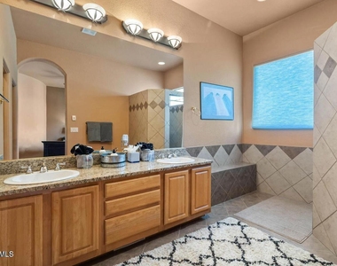 35 Mesa Grande Drive - Photo Thumbnail 4