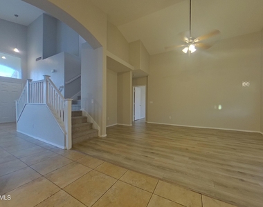 16264 W Lincoln Street - Photo Thumbnail 3
