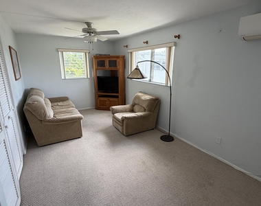 1125 Se 14th Place - Photo Thumbnail 5