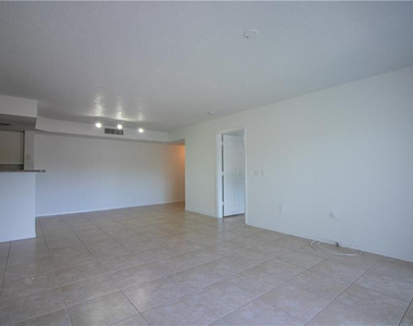 5045 Wiles Road - Photo Thumbnail 7