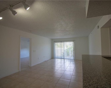 5045 Wiles Road - Photo Thumbnail 17