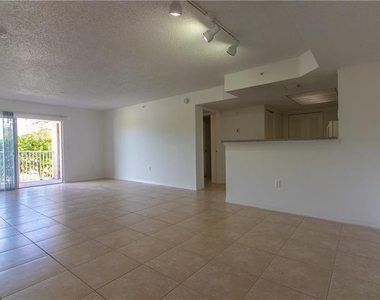 5045 Wiles Road - Photo Thumbnail 15