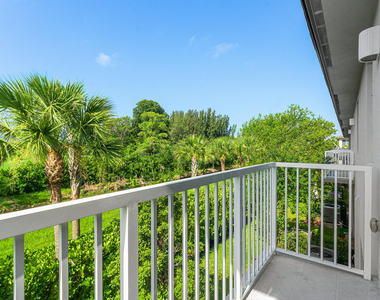 610 Pioneer Way - Photo Thumbnail 19