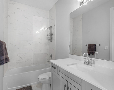 610 Pioneer Way - Photo Thumbnail 22