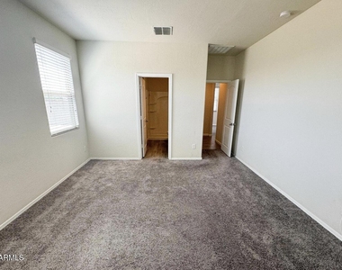 17134 N Rosemont Street - Photo Thumbnail 8