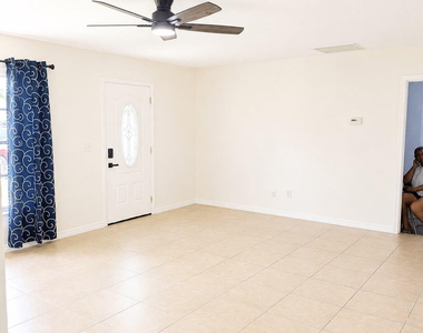 7402 Lakeland Boulevard - Photo Thumbnail 24