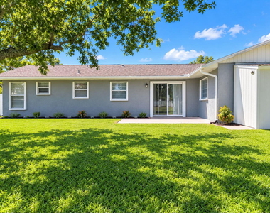 7402 Lakeland Boulevard - Photo Thumbnail 9