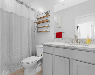2562 E Boulder Avenue - Photo Thumbnail 17