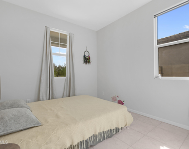 2562 E Boulder Avenue - Photo Thumbnail 16