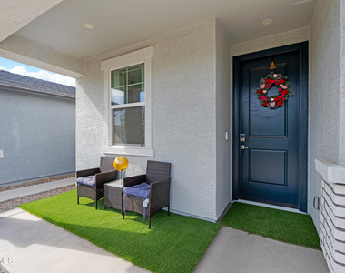 2562 E Boulder Avenue - Photo Thumbnail 4
