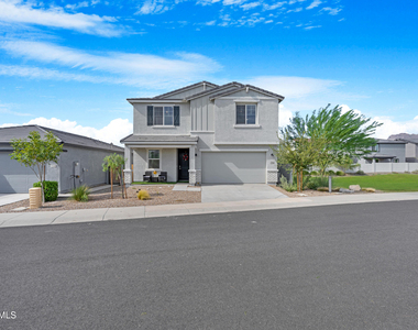 2562 E Boulder Avenue - Photo Thumbnail 3