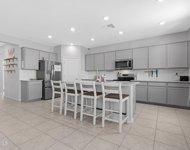 2562 E Boulder Avenue - Photo Thumbnail 5