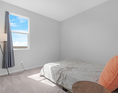 2562 E Boulder Avenue - Photo Thumbnail 26