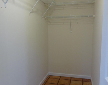 13868 Cocoanut Avenue - Photo Thumbnail 4