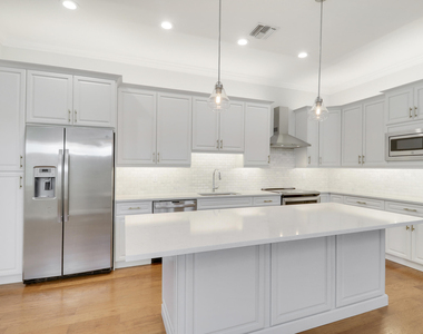 513 Sw Ocean Boulevard - Photo Thumbnail 9