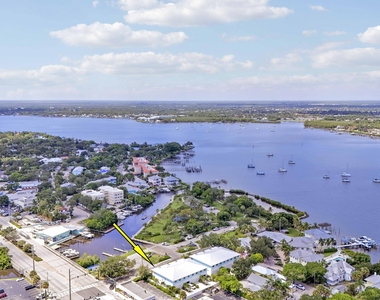 513 Sw Ocean Boulevard - Photo Thumbnail 1