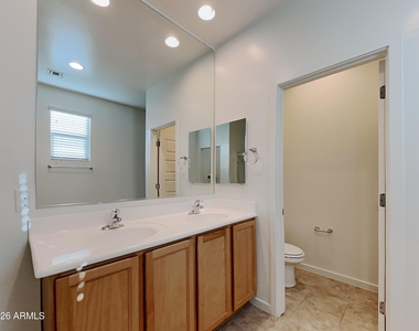 439 W Tenia Trail - Photo Thumbnail 7
