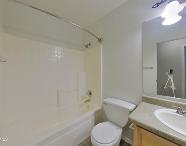 3206 W Casino Avenue - Photo Thumbnail 12