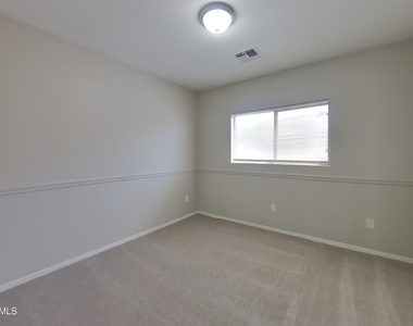 3206 W Casino Avenue - Photo Thumbnail 10