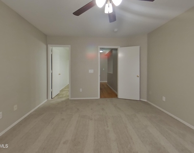 3206 W Casino Avenue - Photo Thumbnail 6
