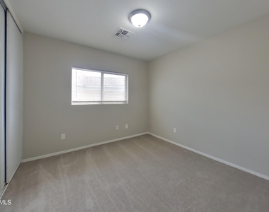3206 W Casino Avenue - Photo Thumbnail 11