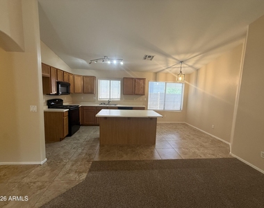 3236 E Kerry Lane - Photo Thumbnail 1