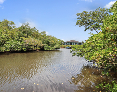 950 S Kanner Highway - Photo Thumbnail 17