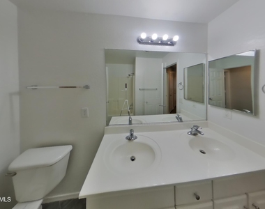 9555 W Miami Street - Photo Thumbnail 13