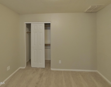 9555 W Miami Street - Photo Thumbnail 9