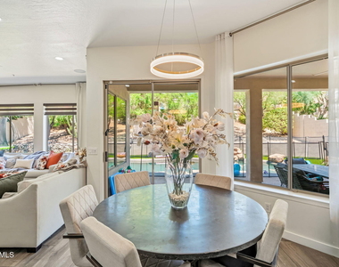 10840 E Bahia Drive - Photo Thumbnail 6