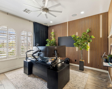 10840 E Bahia Drive - Photo Thumbnail 9