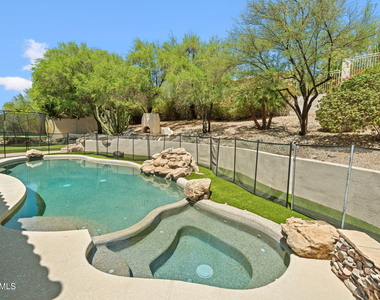10840 E Bahia Drive - Photo Thumbnail 25