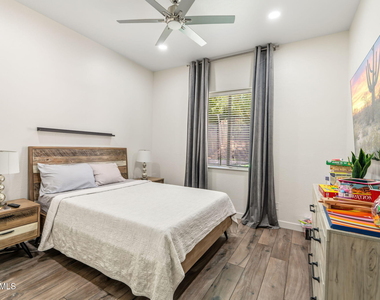 10840 E Bahia Drive - Photo Thumbnail 19