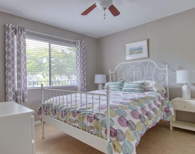 4822 Esedra Court - Photo Thumbnail 14