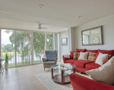 4822 Esedra Court - Photo Thumbnail 2