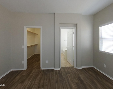 44570 W Mescal Street - Photo Thumbnail 5