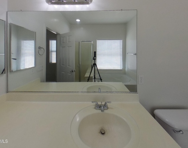 44570 W Mescal Street - Photo Thumbnail 6