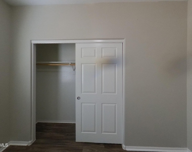 44570 W Mescal Street - Photo Thumbnail 8