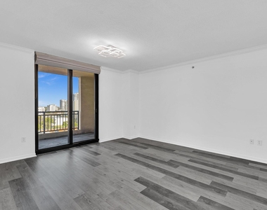 110 N Federal Highway - Photo Thumbnail 9