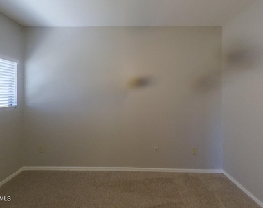 3434 E Baseline Road - Photo Thumbnail 12