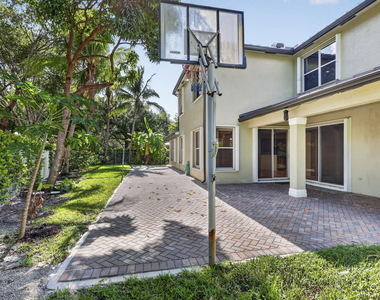9479 Sedgewood Drive - Photo Thumbnail 42