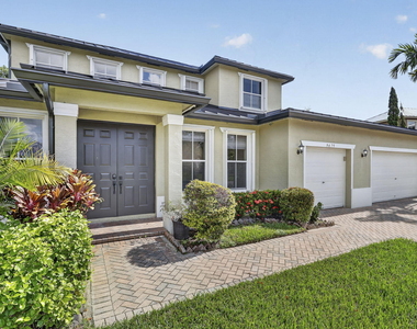 9479 Sedgewood Drive - Photo Thumbnail 3