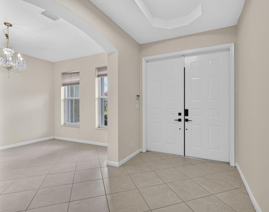 9479 Sedgewood Drive - Photo Thumbnail 4